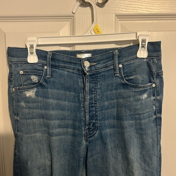 MOTHER The Stunner Ankle Fray Jeans - Picture 2 of 8